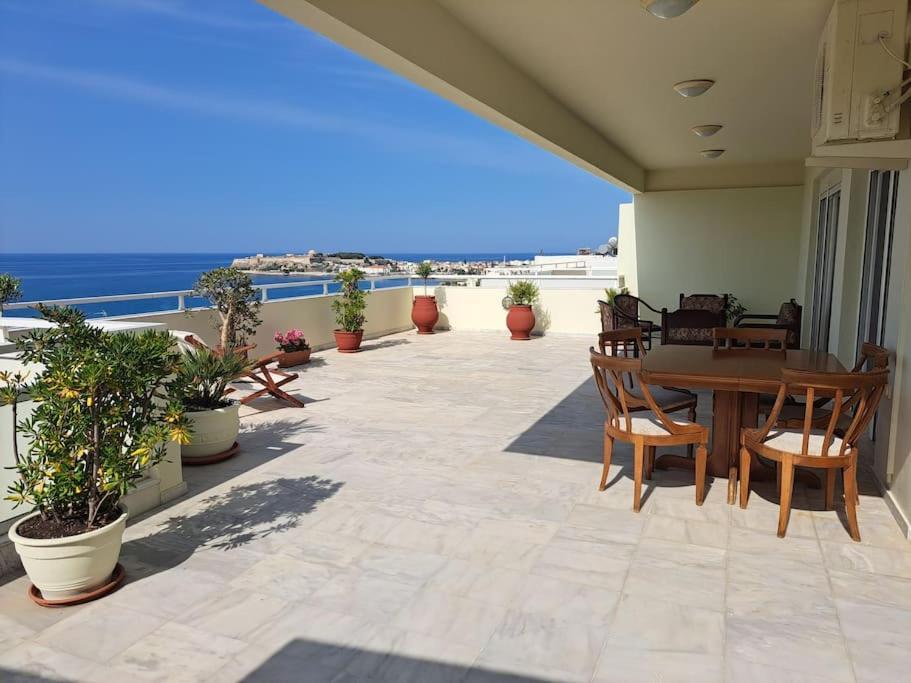 Seaview Flora'S Luxury Apartment-300Meters From The Beach Rethymno  Luaran gambar