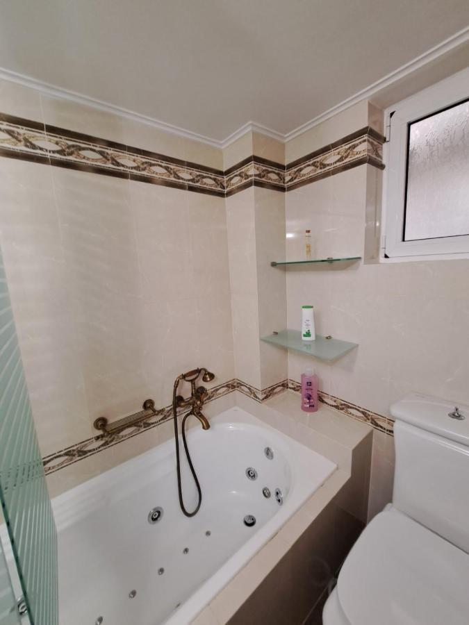 Seaview Flora'S Luxury Apartment-300Meters From The Beach Rethymno  Luaran gambar