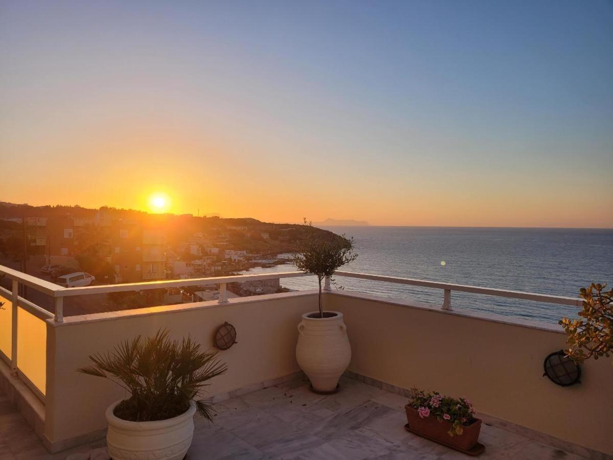 Seaview Flora'S Luxury Apartment-300Meters From The Beach Rethymno  Luaran gambar